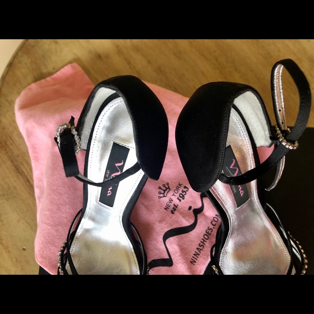 NINA Clorele EUC Black Luster Satin Strappy Heels - Picture 6 of 11